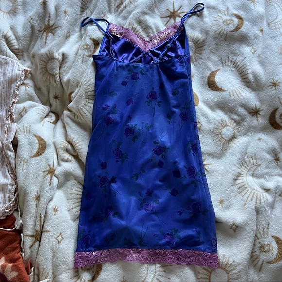Coti Dress In Lilac Rose With Lilac Lace - Picture 4 of 5